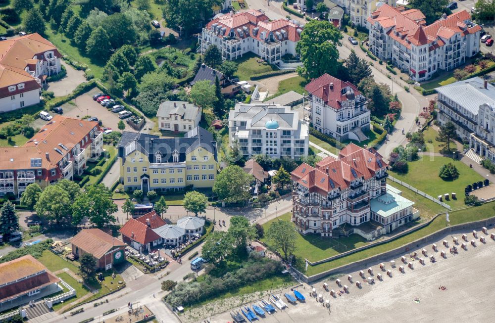 Ostseebad Kühlungsborn from the bird's eye view: Pleasure boat marina with docks and moorings on the shore area of Baltic Sea on street Hafenstrasse in Ostseebad Kuehlungsborn Hafenstrasse in the state Mecklenburg - Western Pomerania, Germany