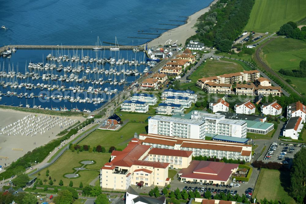 Ostseebad Kühlungsborn from above - Pleasure boat marina with docks and moorings on the shore area of Baltic Sea on street Hafenstrasse in Ostseebad Kuehlungsborn Hafenstrasse in the state Mecklenburg - Western Pomerania, Germany