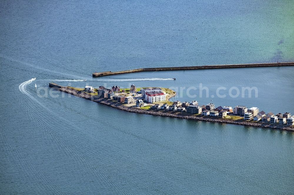 Kappeln from the bird's eye view: Pleasure boat marina with docks and moorings on the shore area Ostsee in Kappeln in the state Schleswig-Holstein, Germany