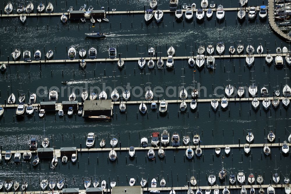 Aerial image Rostock - Pleasure boat marina with docks and moorings on the shore area of baltic see in Rostock in the state Mecklenburg - Western Pomerania