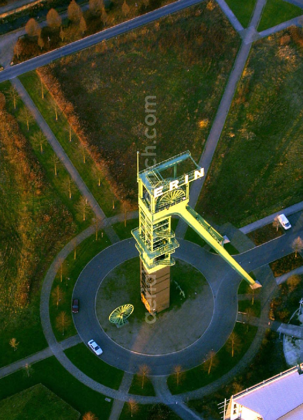 Castrop-Rauxel from above - Blick auf das Industriedenkmal und ehemalige Zeche ERIN den ehemahligen Schacht 3 mit Hammerkopfturm. Castrop-Rauxel industrial monument and former coal mine ERIN with winding tower in form of a hammerhead.