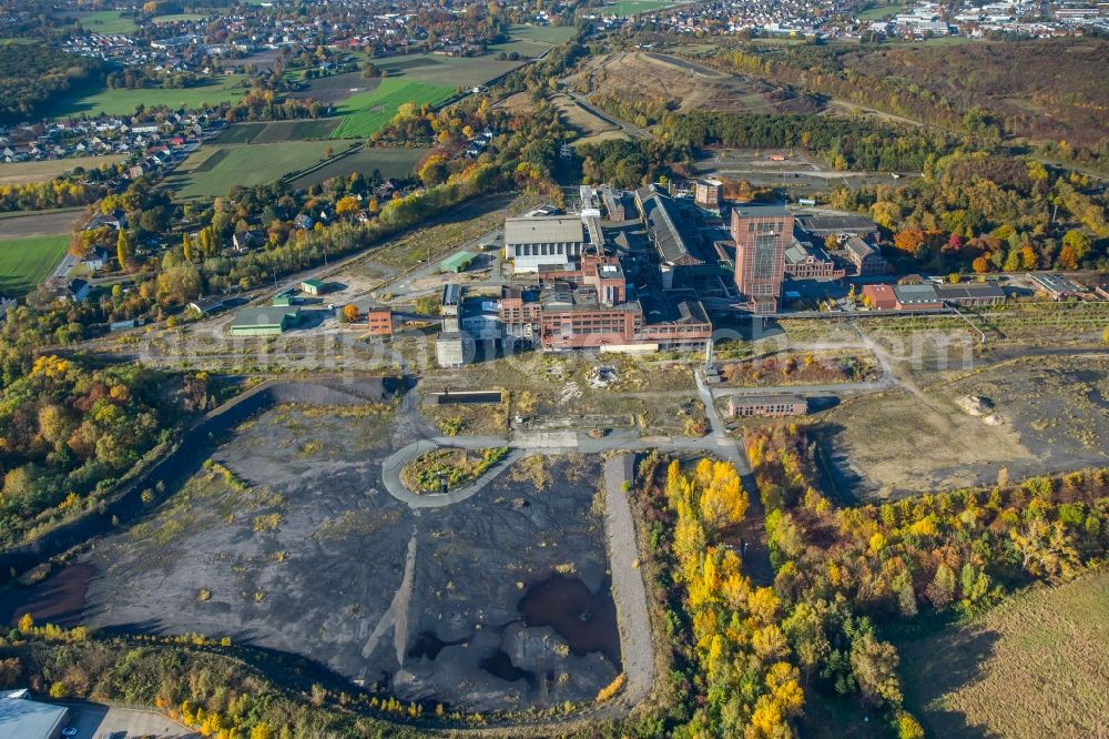 Aerial image Herringen - Industrial monument of the technical plants and production halls of the premises Zeche Heinrich Robert in Herringen at Ruhrgebiet in the state North Rhine-Westphalia, Germany