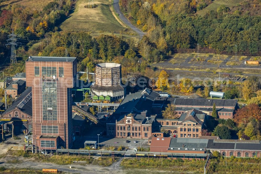 Herringen from above - Industrial monument of the technical plants and production halls of the premises Zeche Heinrich Robert in Herringen at Ruhrgebiet in the state North Rhine-Westphalia, Germany