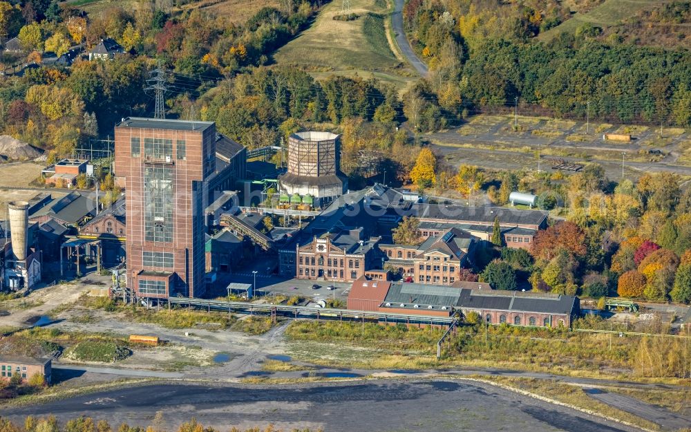 Herringen from the bird's eye view: Industrial monument of the technical plants and production halls of the premises Zeche Heinrich Robert in Herringen at Ruhrgebiet in the state North Rhine-Westphalia, Germany