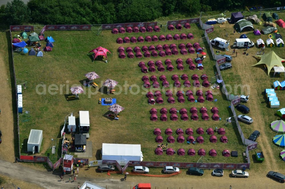 Aerial image Gräfenhainichen - View of campground landscape for visitors to the Melt! Festival in Eisenstadt Ferropolis in Graefenhainichen in the state of Saxony-Anhalt. The Melt is a music festival with electronic music and Rock Sound. Since 1999 the festival at Graefenhainichen takes place in the City of Steel Ferropolis