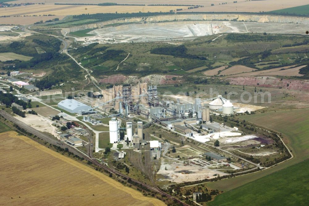 Karsdorf from the bird's eye view: Site and Terrain of overburden surfaces Cement opencast mining of OPTERRA GmbH in Karsdorf in the state Saxony-Anhalt, Germany