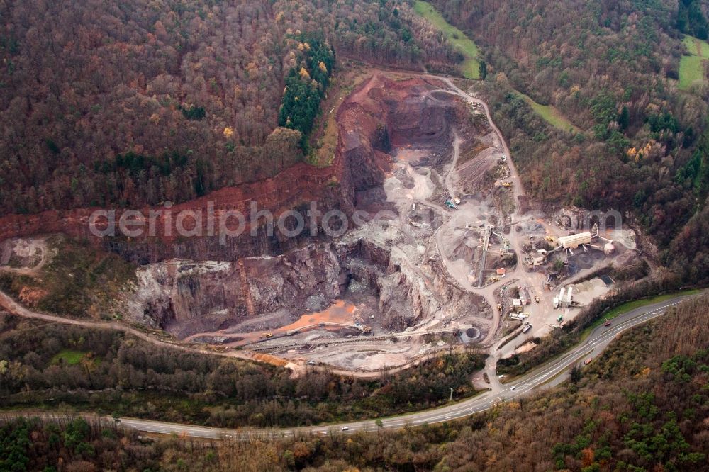 Waldhambach from above - Site and Terrain of overburden surfaces Cement opencast mining of Heidelberger Beton GmbH - Region Sued-West in Waldhambach in the state Rhineland-Palatinate, Germany