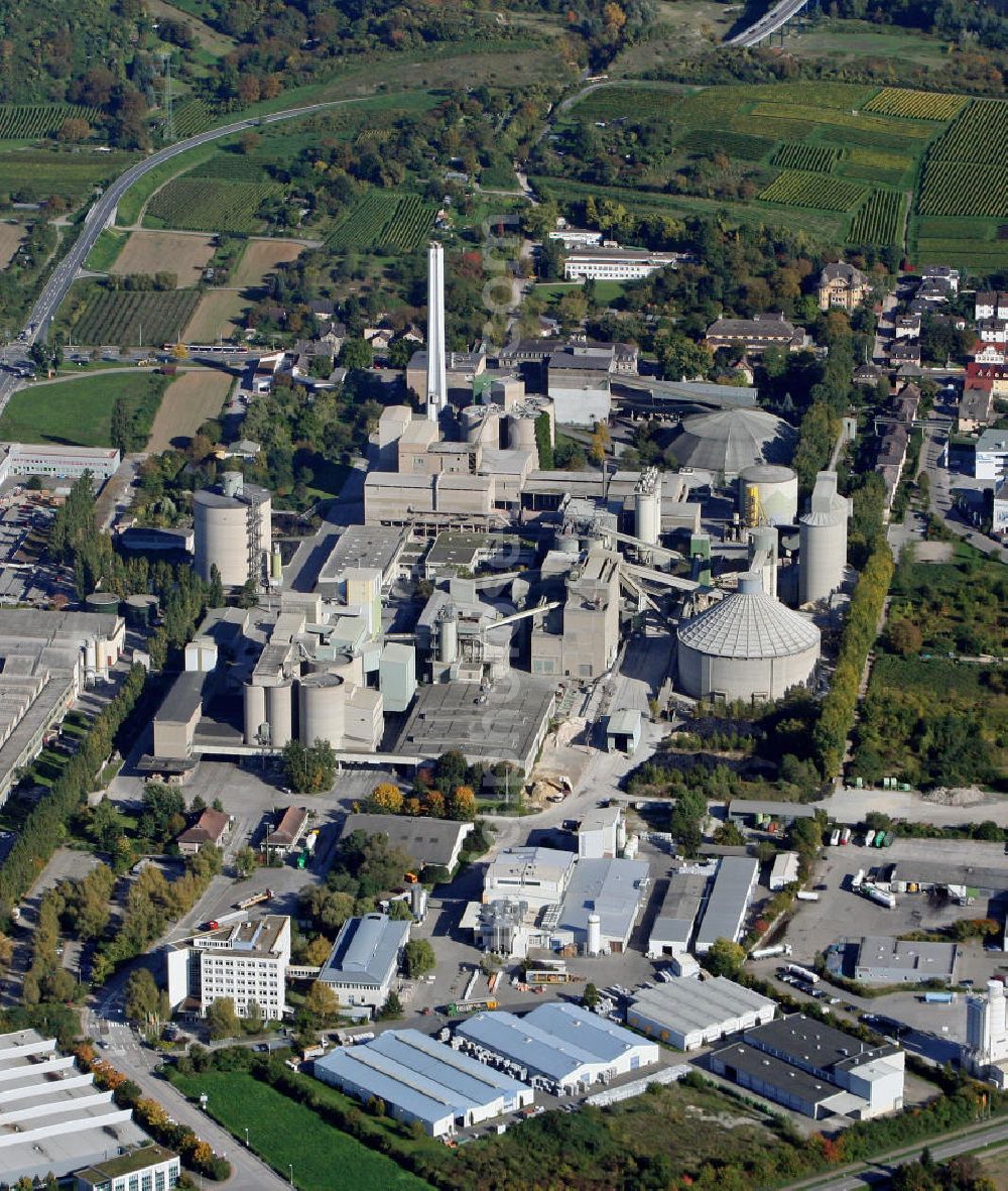 Leimen from above - Das Zementwerk Leimen der HeidelbergCement AG. Der börsennotierte Baustoffkonzern hat seinen Sitz in Heidelberg. The cement plant Leimen of the HeidelbergCement AG.