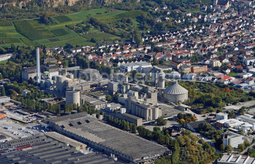 Aerial photograph Leimen - Das Zementwerk Leimen der HeidelbergCement AG. Der börsennotierte Baustoffkonzern hat seinen Sitz in Heidelberg. The cement plant Leimen of the HeidelbergCement AG.