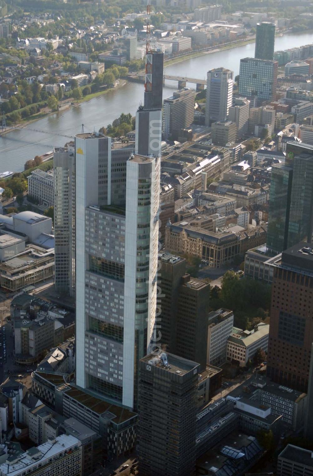 Aerial image Frankfurt am Main - Blick auf die Zentrale der COMMERZBANK AG in 60261 Frankfurt - Telefon: +49 - 69 - 13620 - Telefax: +49 - 69 - 285389