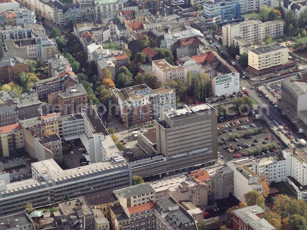 Berlin - Tiergarten from above - Zentrale der Firma Möbel Hübner in der Stendaler Straße in Berlin-Tiergarten.