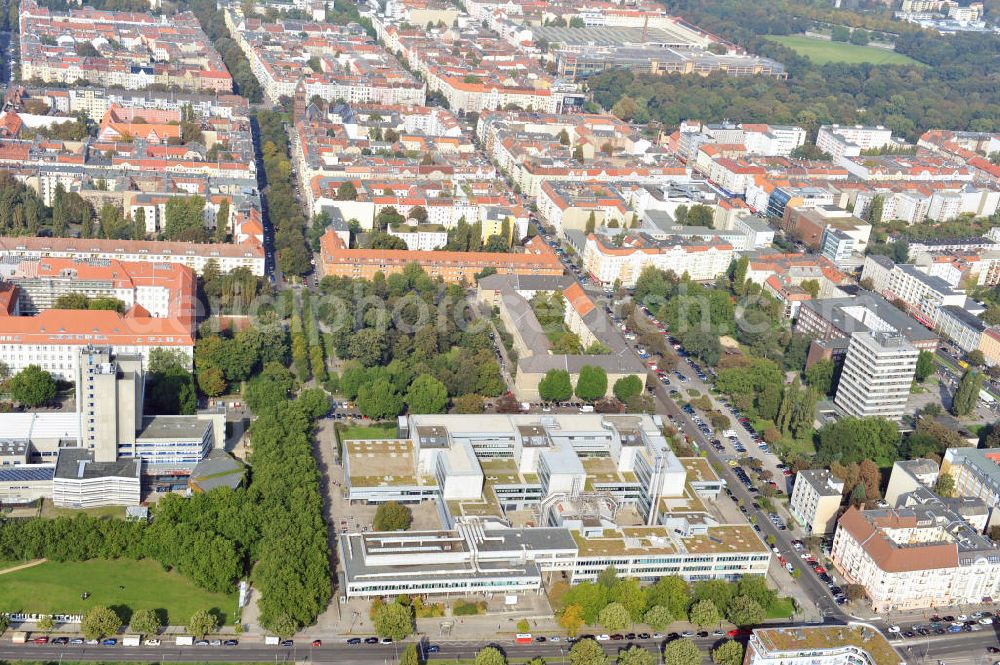 Berlin from above - Blick auf den zentralen Campus der Beuth Hochschule für Technik Berlin - University of Applied Sciences - an der Luxemburger Straße 10 in 13353 Berlin. Beuth central campus of University of Applied Sciences Berlin.