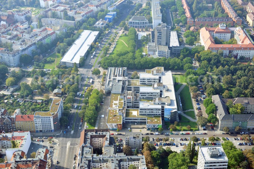 Berlin from above - Blick auf den zentralen Campus der Beuth Hochschule für Technik Berlin - University of Applied Sciences - an der Luxemburger Straße 10 in 13353 Berlin. Beuth central campus of University of Applied Sciences Berlin.