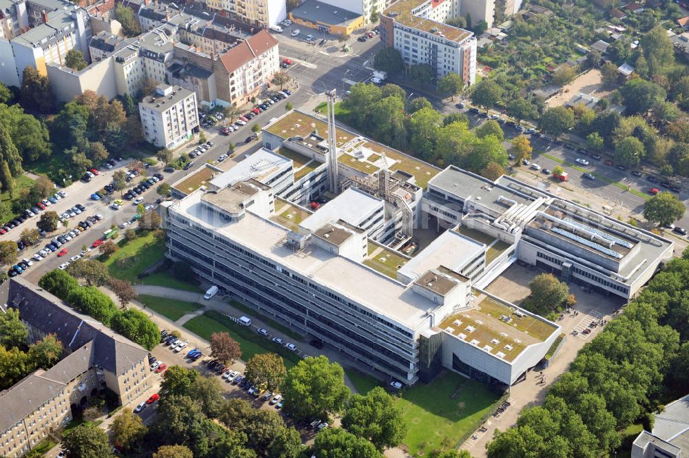 Berlin from the bird's eye view: Blick auf den zentralen Campus der Beuth Hochschule für Technik Berlin - University of Applied Sciences - an der Luxemburger Straße 10 in 13353 Berlin. Beuth central campus of University of Applied Sciences Berlin.