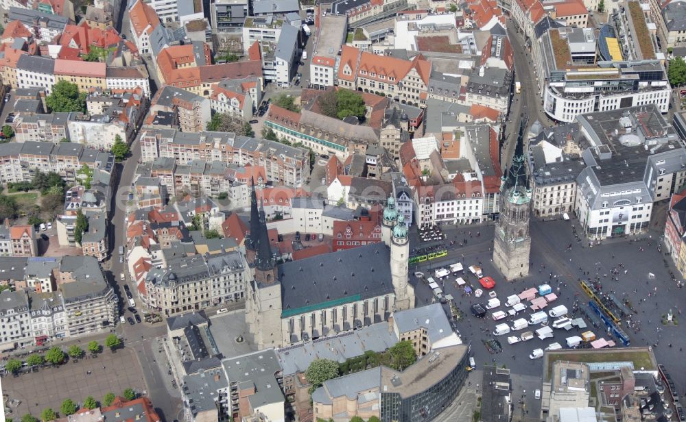 Halle (Saale) from the bird's eye view: View of the center of Halle view of the Red Tower and the St. Mary's Church in Saxony-Anhalt