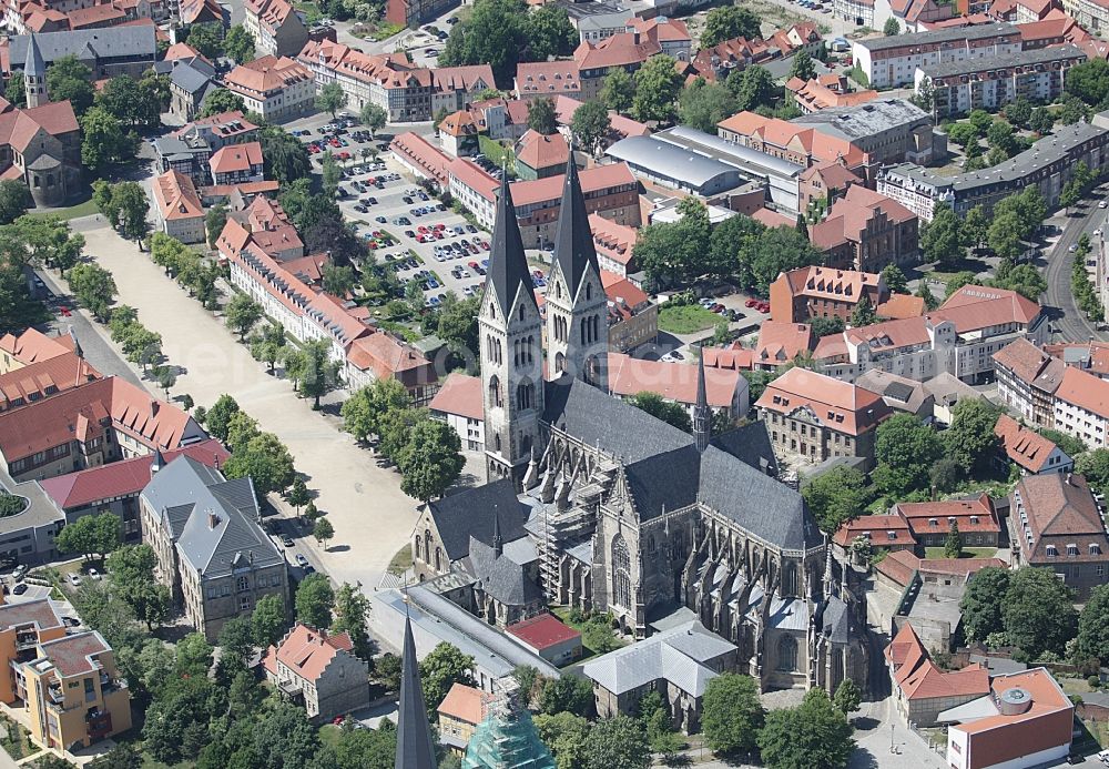 Aerial image Halberstadt - Halberstadt Cathedral in the old city of Halberstadt in the state Saxony-Anhalt