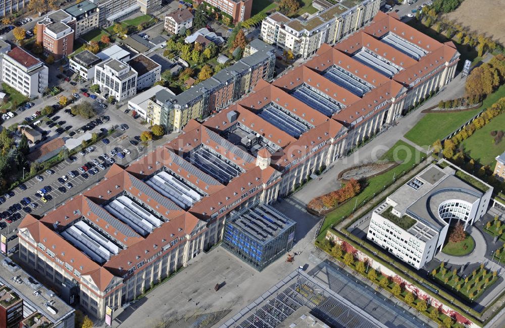 Aerial photograph Karlsruh - Blick auf das Zentrum für Kunst und Medientechnologie Karlsruhe mit der Städtischen Galerie, der Hochschule für Gestaltung und dem Museum Neue Kunst. Das Zentrum gilt als weltweit größte Einrichtung für Medienkunst. View of the Center for Art and Media Karlsruhe with the City Gallery, the Academy of Design and the Museum of Contemporary Art.