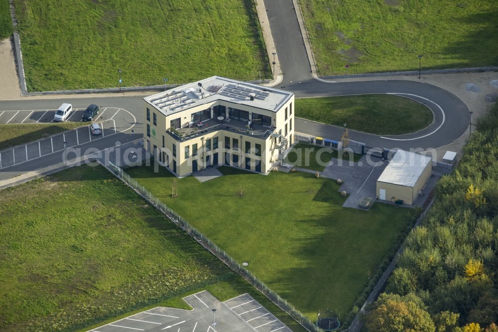 Bochum from the bird's eye view: View of the center of natural medicine at Biomedicine Park at the Health Campus in Bochum - Oesterende in the state of North Rhine-Westphalia NRW