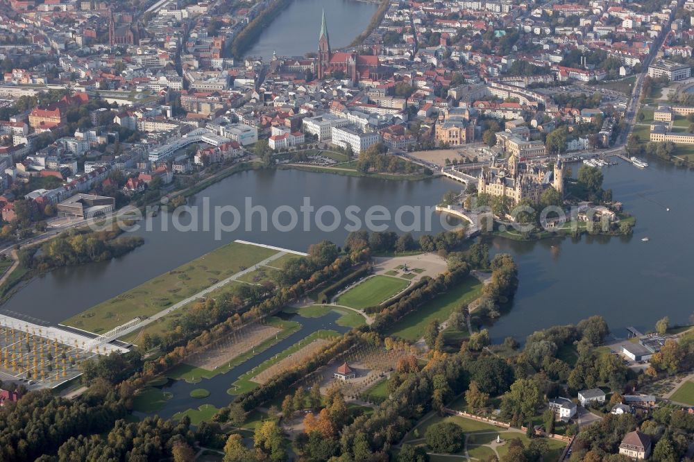 Aerial photograph Schwerin - The center of the city of Schwerin in Mecklenburg-Western Pomerania