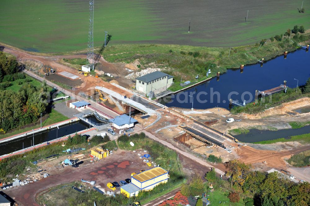 Aerial image Zerben - Baustelle / Neubau der Zerbener Brücke und der Schleuse Zerben am Elbe-Havel-Kanal in Sachsen-Anhalt. Ein Projekt des WSV, Wasser- und Schifffahrtsverwaltung des Bundes. The bridge Zerben over the Elbe-Havel-Canal and the lock in Zerben, Saxony-Anhalt.