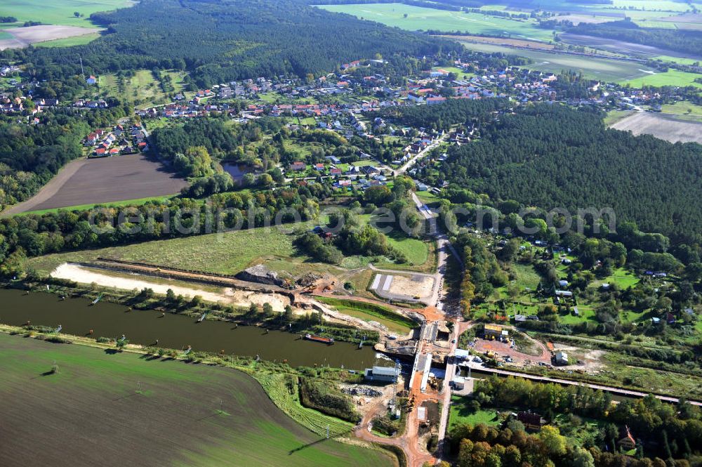 Aerial image Zerben - Baustelle / Neubau der Zerbener Brücke und der Schleuse Zerben am Elbe-Havel-Kanal in Sachsen-Anhalt. Ein Projekt des WSV, Wasser- und Schifffahrtsverwaltung des Bundes. The bridge Zerben over the Elbe-Havel-Canal and the lock in Zerben, Saxony-Anhalt.