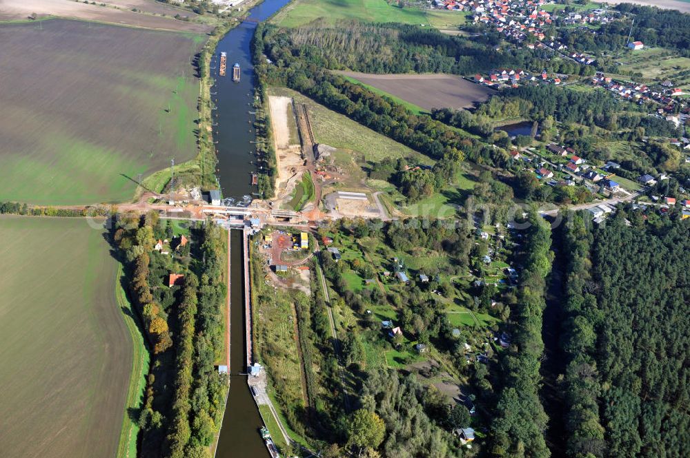 Aerial image Zerben - Baustelle / Neubau der Zerbener Brücke und der Schleuse Zerben am Elbe-Havel-Kanal in Sachsen-Anhalt. Ein Projekt des WSV, Wasser- und Schifffahrtsverwaltung des Bundes. The bridge Zerben over the Elbe-Havel-Canal and the lock in Zerben, Saxony-Anhalt.