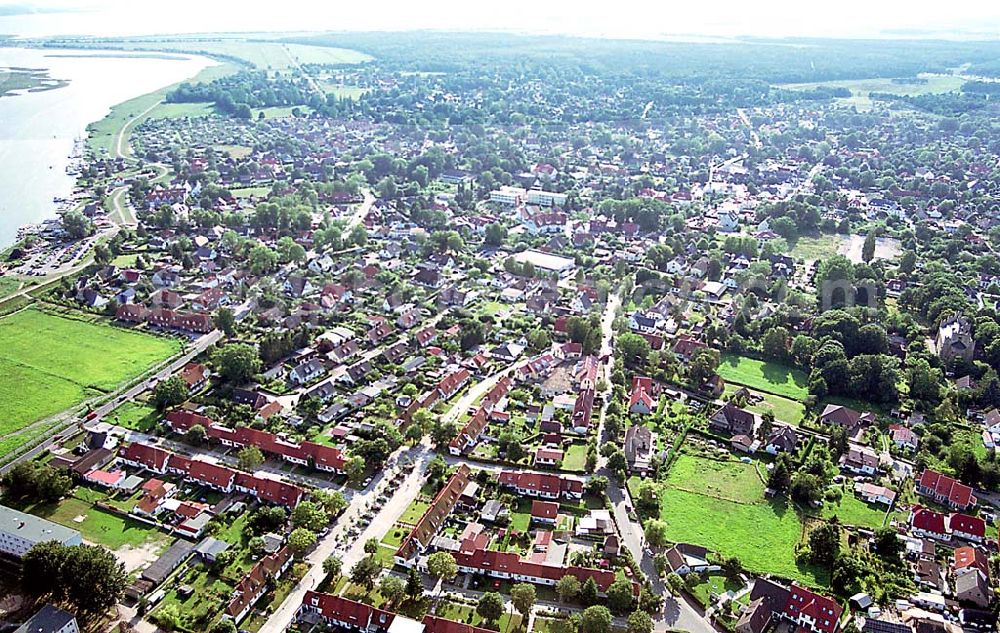 Zingst / Mecklenburg Vorpommern from the bird's eye view: Zingst / Mecklenburg Vorpommern Stadtansicht von Zingst