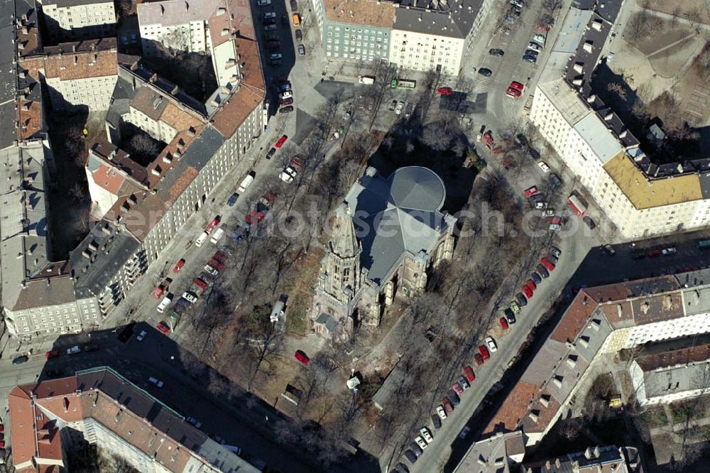 Aerial image Berlin - PRENZLAUER BERG - Zionskirche in Berlin-Prenzlauer Berg. 1995