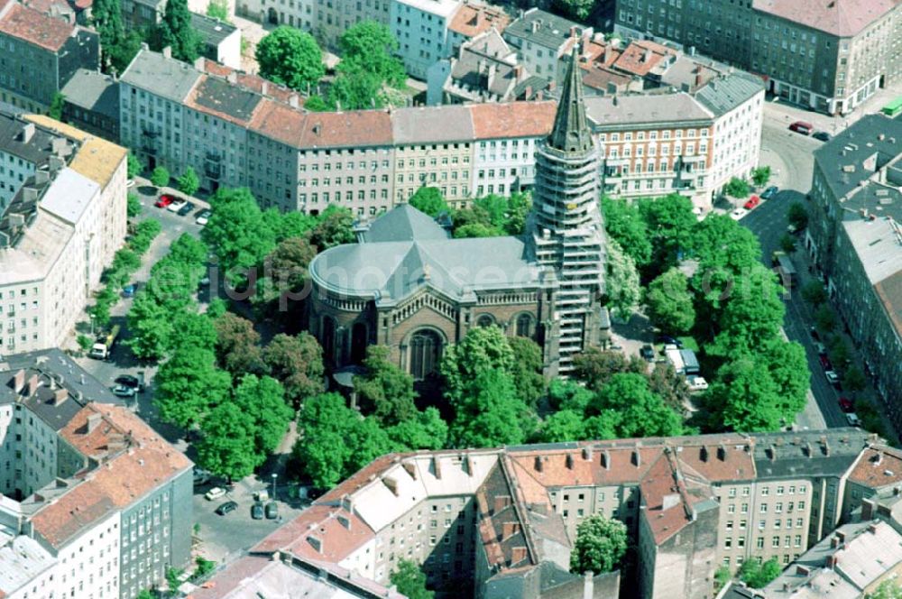 Berlin from above - 23.06.1994 Zionskirche Prenzlauer Berg