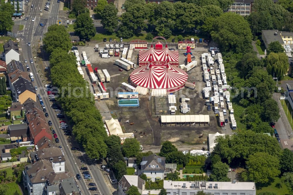 Aerial image Bochum - Circus Charles Knie at the fairground at the road Castroper Strasse in Bochum in the state North Rhine-Westphalia