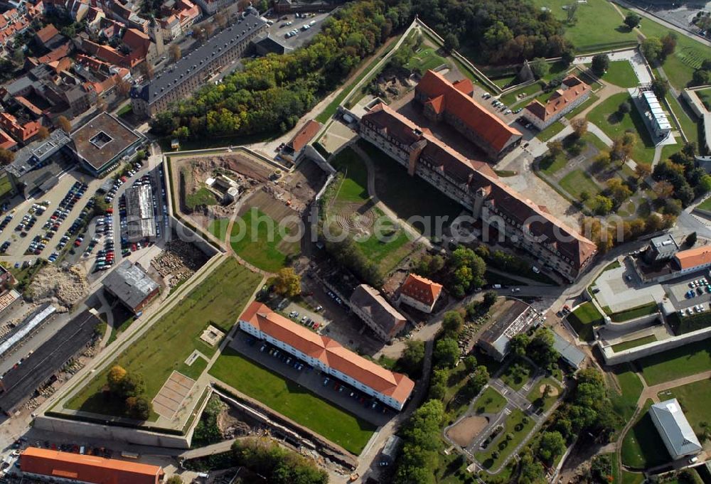 Aerial image Erfurt - Blick auf die Zitadelle Petersberg. Das Kernwerk der Zitadelle wurde von 1665-1707 angelegt und in Etappen bis 1868 aus- und umgebaut. Die Zitadelle Petersberg ist die einzige weitgehend erhaltene barocke Stadtfestung Mitteleuropas. Kontakt: Tourismus Gesellschaft Erfurt, Benediktsplatz 1, 99084 Erfurt; E-Mail: service@erfurt-tourist.de