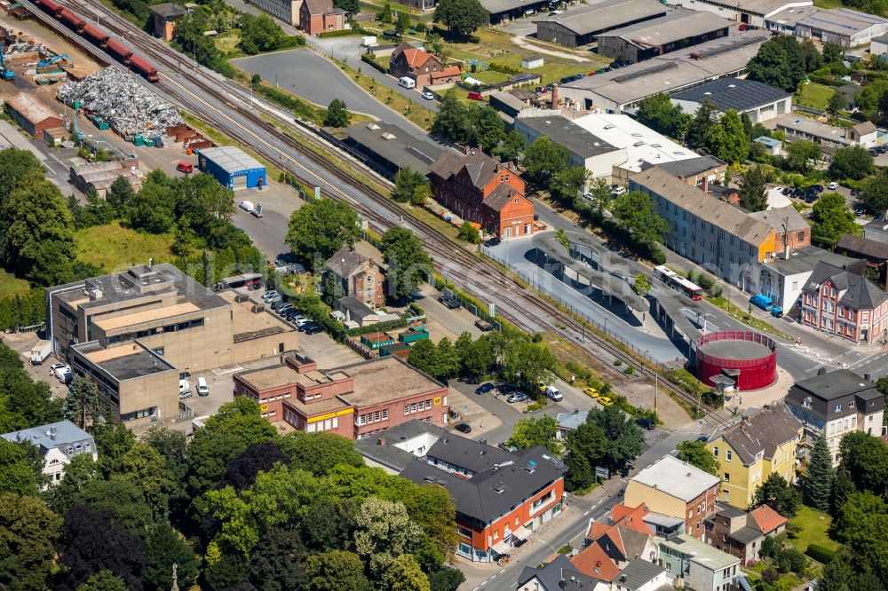 Beckum from the bird's eye view: Central Bus Station for Public Transportation on Bahnhofplatz in Beckum in the state North Rhine-Westphalia, Germany