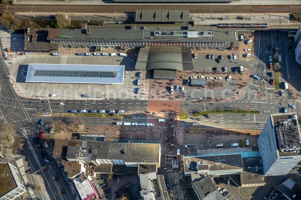 Bochum from the bird's eye view: Central Bus Station for Public Transportation in Bochum in the state North Rhine-Westphalia, Germany