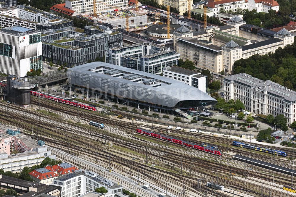 München from the bird's eye view: Central Bus Station to Arnulfstrasse the Public Transportation in the district Ludwigsvorstadt in Munich in the state Bavaria, Germany