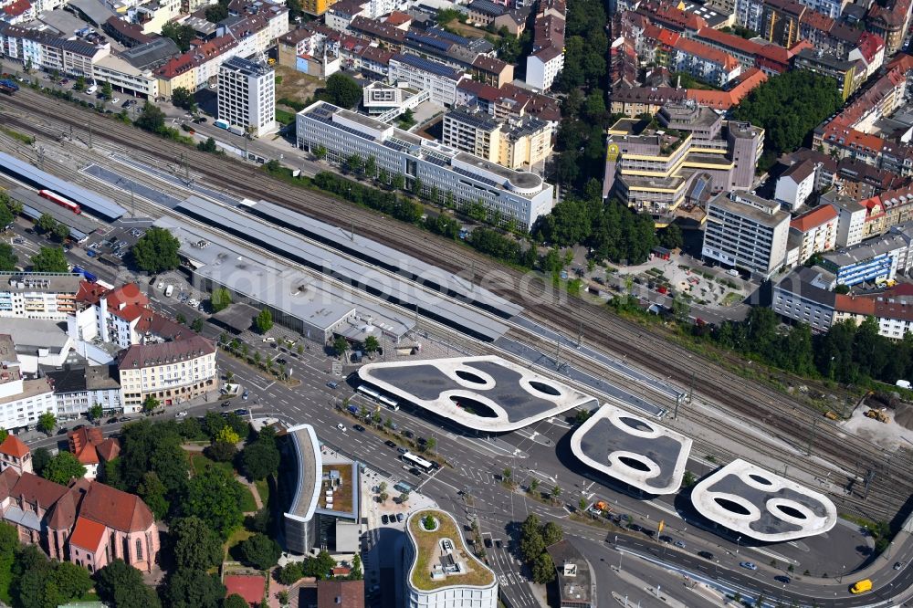 Pforzheim from the bird's eye view: Central Bus Station for Public Transportation on Erbprinzenstrasse in Pforzheim in the state Baden-Wurttemberg, Germany