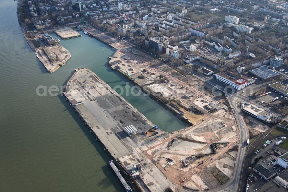 Aerial image Mainz - Development area on grounds of the former customs and inland port on the banks of the River Rhine in Mainz in Rhineland-Palatinate