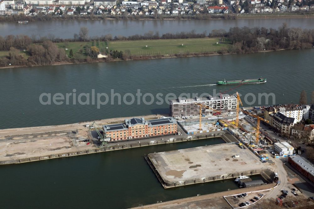 Aerial image Mainz - Development area on grounds of the former customs and inland port on the banks of the River Rhine in Mainz in Rhineland-Palatinate