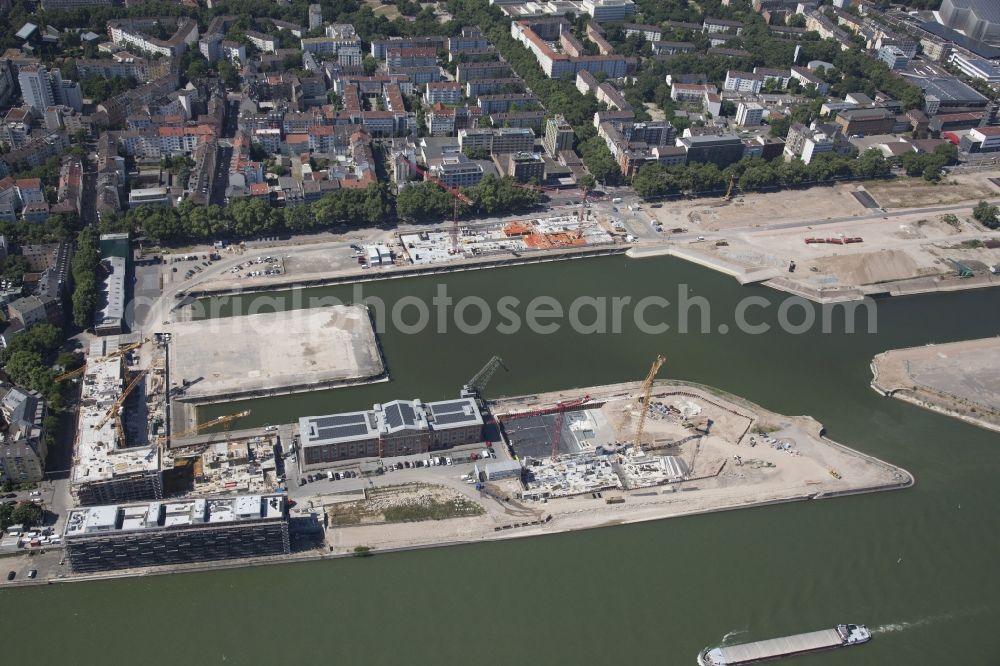 Mainz from above - Development area on grounds of the former customs and inland port on the banks of the River Rhine in Mainz in Rhineland-Palatinate