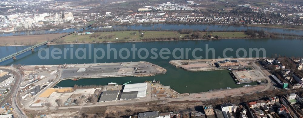 Mainz from above - Development area on grounds of the former customs and inland port on the banks of the River Rhine in Mainz in Rhineland-Palatinate