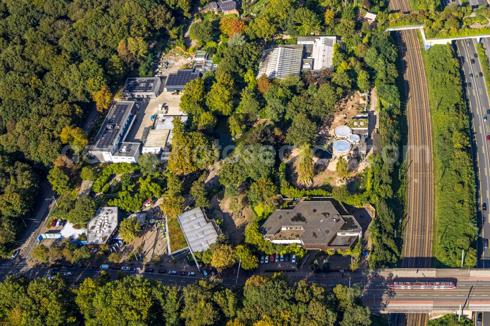 Aerial image Duisburg - Zoo grounds in the Carl Benz street in Duisburg in the state North Rhine-Westphalia