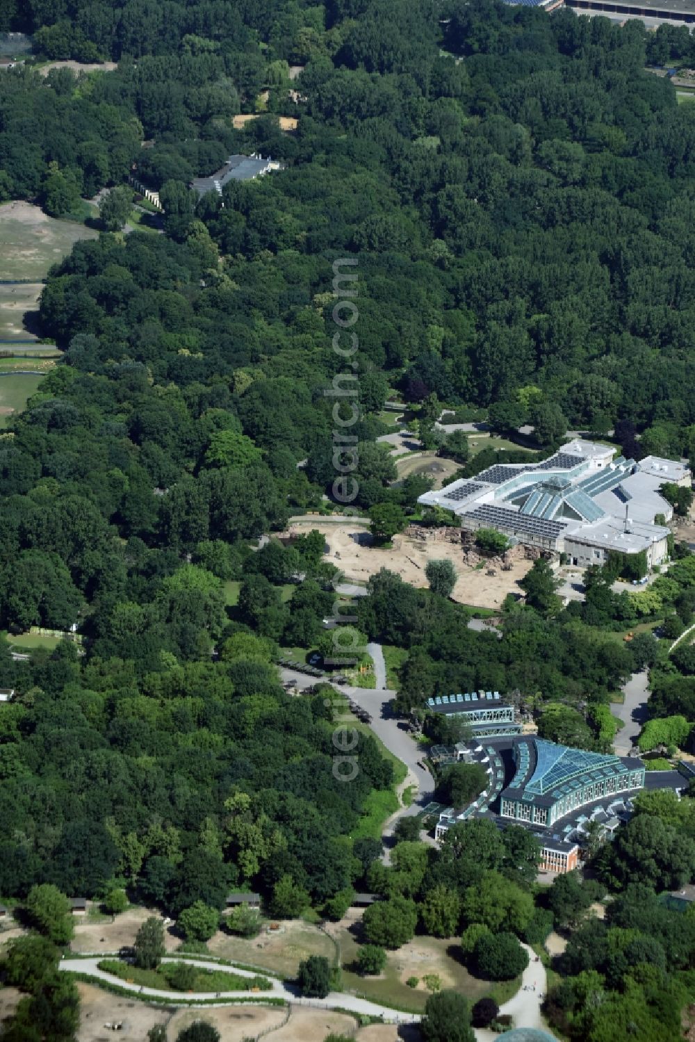 Aerial image Berlin - Zoo grounds Friedrichsfelde destrict Lichtenberg in Berlin