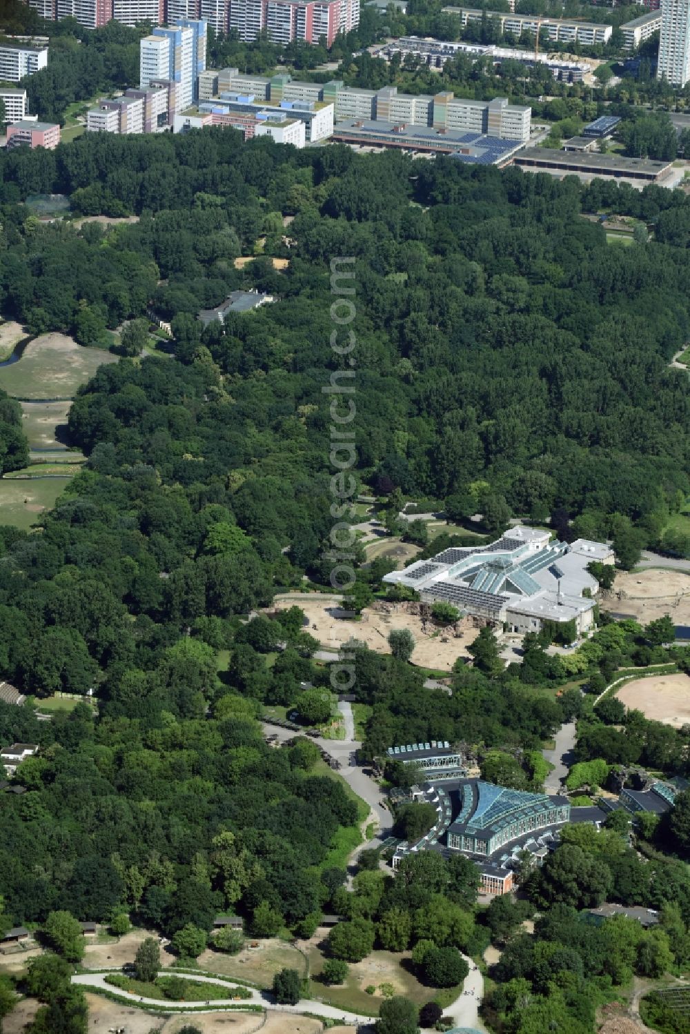 Aerial photograph Berlin - Zoo grounds Friedrichsfelde destrict Lichtenberg in Berlin