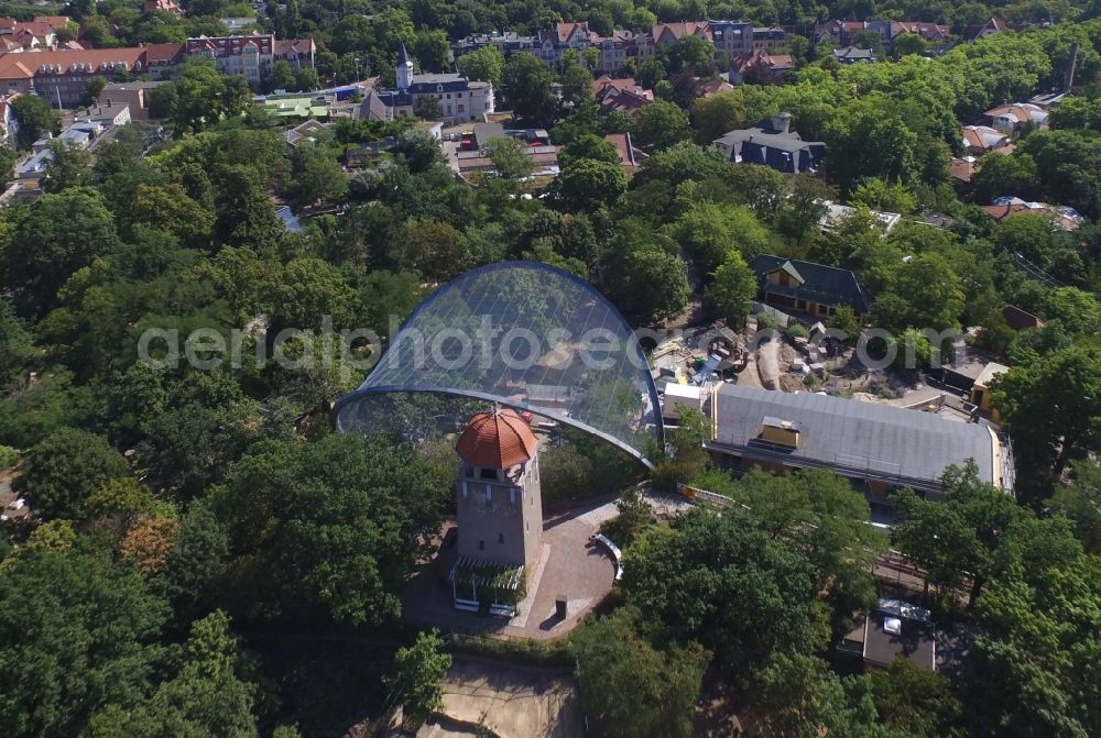 Aerial photograph Halle (Saale) - Zoo grounds Zoologischer Garten Halle ( Bergzoo ) on Reilstrasse in the district Stadtbezirk Nord in Halle (Saale) in the state Saxony-Anhalt