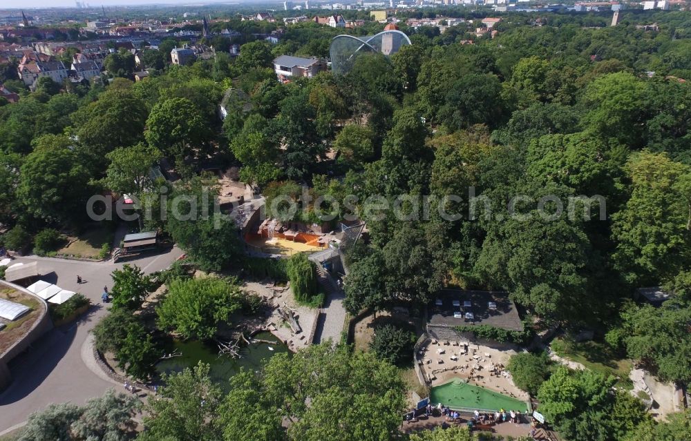 Halle (Saale) from the bird's eye view: Zoo grounds Zoologischer Garten Halle ( Bergzoo ) on Reilstrasse in the district Stadtbezirk Nord in Halle (Saale) in the state Saxony-Anhalt