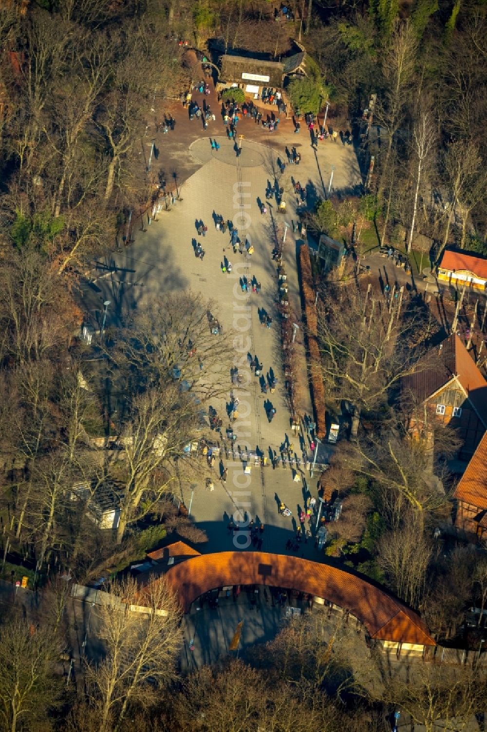 Aerial photograph Gelsenkirchen - Zoo grounds of ZOOM Erlebniswelt on Bleckstrasse in the district Bismarck in Gelsenkirchen in the state North Rhine-Westphalia, Germany