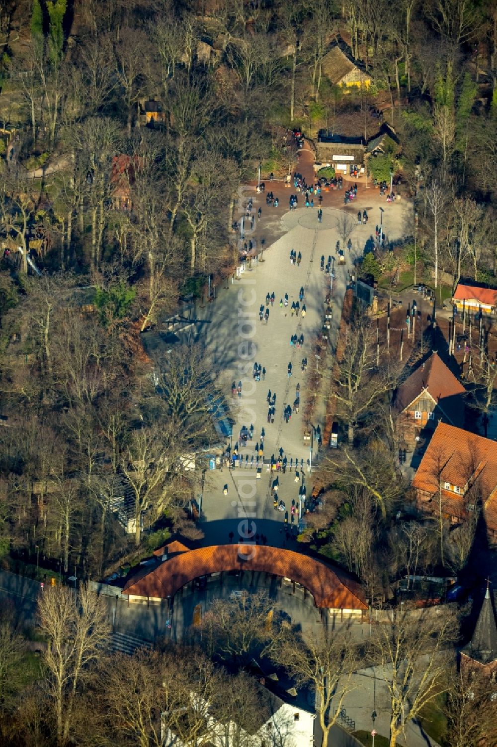 Aerial image Gelsenkirchen - Zoo grounds of ZOOM Erlebniswelt on Bleckstrasse in the district Bismarck in Gelsenkirchen in the state North Rhine-Westphalia, Germany