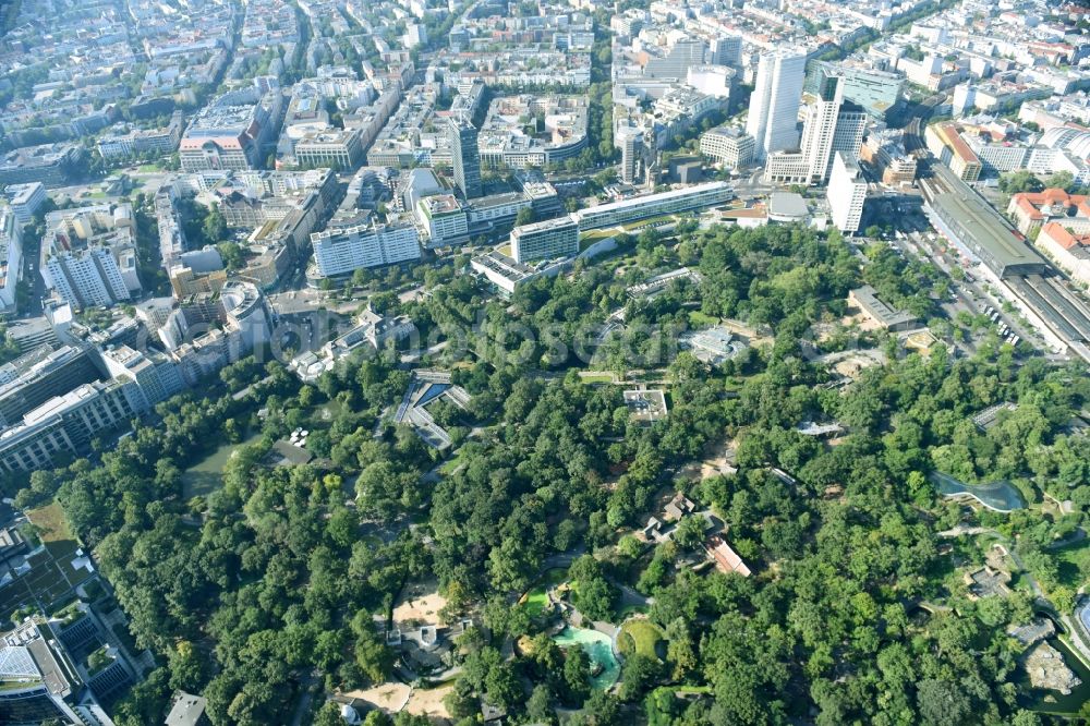 Berlin from the bird's eye view: Zoo grounds of Zoologischer Garten Berlin in the district Mitte in Berlin, Germany