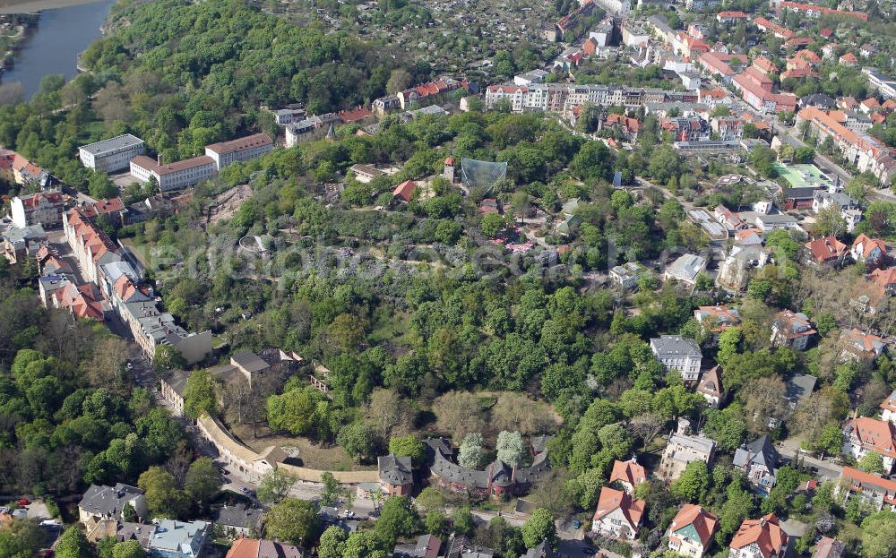 Halle / Saale from the bird's eye view: Blick auf das Gelände der Freigehege im Hallenser Zoo. Der Zoologische Garten Halle ist durch seine Lage auf dem Reilsberg und seinen Ausblick über die Tieranlagen, die Stadt und die Umgebung ein beliebter Freizeit- und Besuchermagnet der Saalemetropole. The site of the outdoor enclosure in the zoo in Halle.