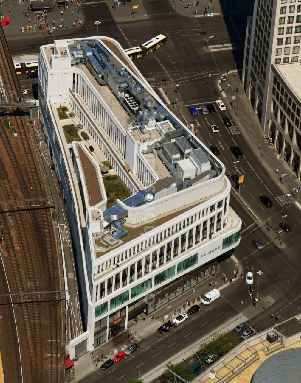 Aerial photograph Berlin - ZOOM BERLIN - business building at the Kantstrasse - Joachimsthalerstrasse - Hardenbergstrasse in the district of Charlottenburg district in Berlin, Germany