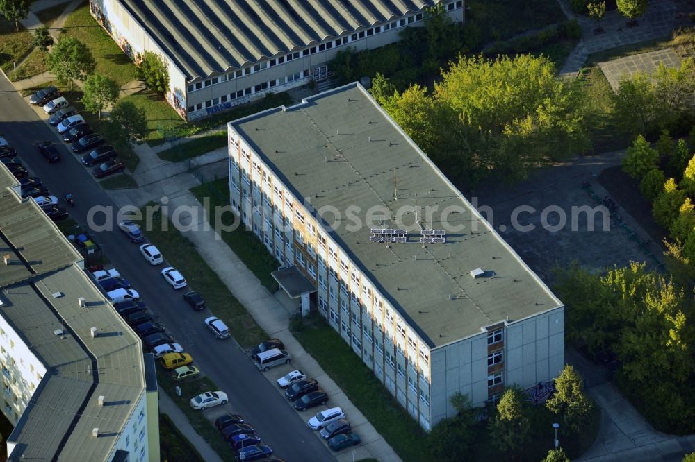 Berlin Hellersdorf from above - Asylum Home - Former Max Reinhardt School in the Carola Neher Street in Berlin - Hellersdorf